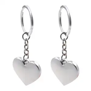 व्यक्तिगत प्रेमी प्यार रिक्त युगल चांदी की चमक छोटे धातु आकर्षण दिल के आकार कुंजी श्रृंखला चाबी का गुच्छा