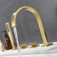Haute qualité économie d'eau Style moderne luxe brossé doré fini laiton salle de bain baignoire mitigeur robinet