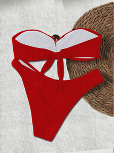 ชุดบิกินี่เกาะอกเกาะอกลายดอกไม้สำหรับผู้หญิงชุดว่ายน้ำสายหนังผ่าสูงกำหนดโลโก้ได้เอง2025 - Product Image 4