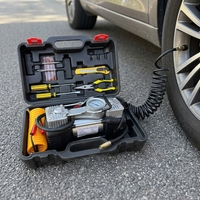 Compresseur d'air portable 12V à double cylindre pour gonflage de pneus, kit de réparation d'urgence automobile avec manomètre et tuyau, étui inclus