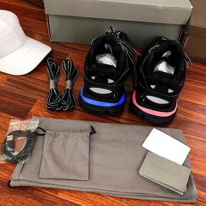 Calzado Deportivo Retro LED Track 3.0 de Lujo Original de Alta Calidad para Hombre y Mujer con Forro de Malla - Product Image 6