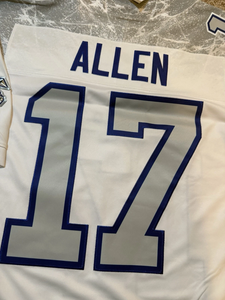 Nouveau <span class=keywords><strong>maillot</strong></span> de football américain 2026 des Buffalo Rivalries, brodé, avec les numéros 17 Josh Allen, Keon Coleman, Khalil Shakir, Cook III, Andreessen - Product Image 5