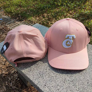 Injae Vina Vietnam Leopard Sporty Street Style Casquette de baseball avec impression bouffante Respirant et imperméable pour les aventures en plein air - Product Image 4