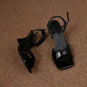 Sandalias de tacón alto con correa, estilo versátil, punta abierta y tacón delgado para mujer - Product Image 4