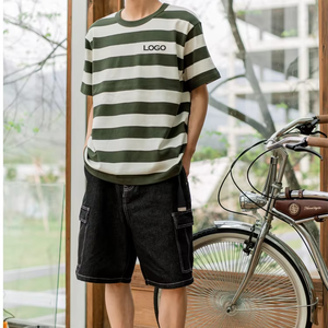 T-shirt a maniche corte a righe retrò personalizzate all'ingrosso <span class=keywords><strong>magliette</strong></span> girocollo a righe <span class=keywords><strong>larghe</strong></span> <span class=keywords><strong>bianche</strong></span> e nere pesanti da uomo - Product Image 4