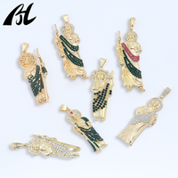Ventes Directes Déstockage Pendentifs Religieux en Laiton Plaqué Or Pendentif Vierge Marie avec Pierres Bijoux Tendance pour Enfants