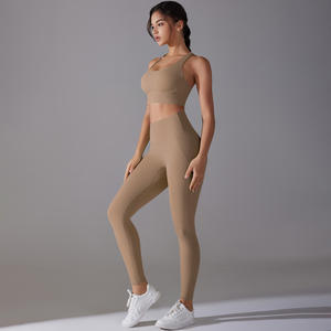 Nouvel ensemble de 5 pièces de sous-vêtements de sport anti-bactériens grande taille avec logo personnalisé, soutien-gorge dos croisé et leggings taille haute pour yoga et fitness - Product Image 3