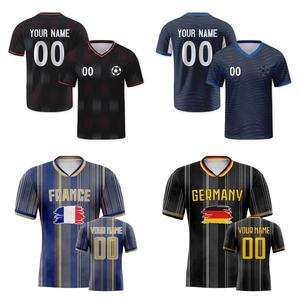 Seragam Sepak Bola Berkualitas Tinggi Set Lengkap Jersey Sepak Bola Remaja Pakaian Sepak Bola Pria Cepat Kering - Product Image 1