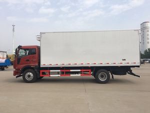 Vente en gros usine Nouveau <span class=keywords><strong>Camion</strong></span> <span class=keywords><strong>frigorifique</strong></span> manuel diesel CHUFEI CLQ Euro 5 de 10 tonnes pour le transport de viande -5 à -18°C Prix compétitif - Product Image 4