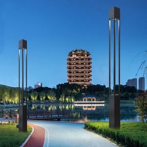 Nouveau design RVB Lampes de jardin d'extérieur éclairées à quatre faces Source de lumière <span class=keywords><strong>LED</strong></span> à énergie solaire pour l'éclairage de garage et de route - Product Image 6