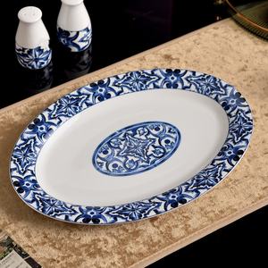 Ensemble de vaisselle luxueux et créatif de 58 pièces à motifs bleus pour la maison, cadeau en céramique - Product Image 5