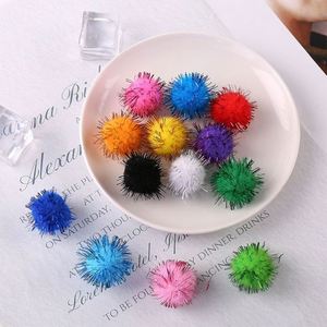 ลูกบอลปอมปอมขนาดเส้นผ่านศูนย์กลาง 25 มม. (1 นิ้ว) สำหรับงาน DIY ตกแต่งคริสต์มาส สีสันสดใส นุ่มฟู อุปกรณ์เย็บปักถักร้อย ของเล่นเสริมพัฒนาการ - Product Image 2