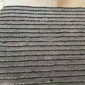 Gazon artificiel universel pour terrains de football 5 contre 5 et 7 contre 7, basketball, facile à poser, élastique, antidérapant, amortissant - Product Image 4