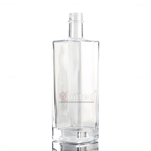 Venta al por mayor Premium 500ml botellas <span class=keywords><strong>de</strong></span> vidrio <span class=keywords><strong>de</strong></span> licor vacías para <span class=keywords><strong>Vodka</strong></span> Gin Flint Rum Cork Skull Putih diseño para Premium Minuman Keras - Product Image 4