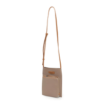 Sac à bandoulière étanche en nylon OEM, style japonais tendance, sacoche de voyage, sacs messager en cuir de haute qualité personnalisés