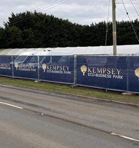 Tear-Resistant Wear-Proof Custom Vinyl <b>Banner</b> for Highway & Municipal Road Temporary Emergency Repair Hoarding - Product Image 5