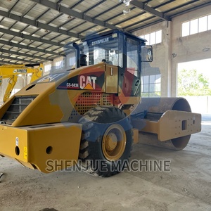 Compactadora de Asfalto Caterpillar CS683D de Segunda Mano - 35% Más Barata que Nueva, de Alta Calidad con Precio Preferencial en Oferta - Product Image 2