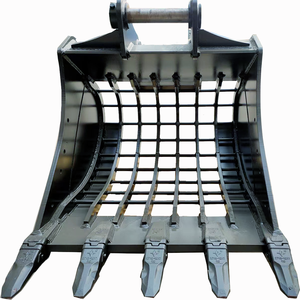 Grille de protection renforcée en acier robuste pour godet de pelle hydraulique RB Custom - Product Image 3