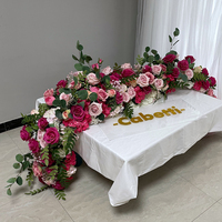 Op maat gemaakte, prachtige zijden bloemen met designer baby's adem rozen, kunstmatige bruidsbloemen rij, bruidstafel bloemdecoratie
