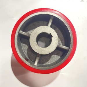 بكرة تغذية من المطاط قابلة للتخصيص من البولي يوريثان مع بكرات آلية من الصلب الصلب لدفع العجلات - Product Image 5