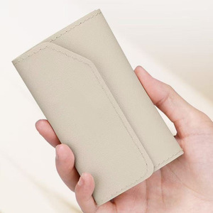 Ensemble de 5 outils de manucure multifonctionnels en acier inoxydable : coupe-ongles, pince à cuticules, repousse-cuticules, fourchette et outil à bouche plate portable pour usage domestique - Product Image 2