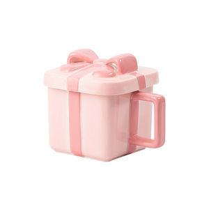Personalized Creative Gift <b>Box</b> Shape 420Ml 14Oz Girly Drinking Cup Surprise Cups Pink Christmas <b>Mugs</b> Water <b>Mug</b> With Lid - Product Image 5