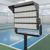 Projecteur LED POEL à mât haut 1000W pour terrains de tennis, corps en aluminium écoénergétique, montage sur poteau conique, IP66, dimmable, garantie 5 ans