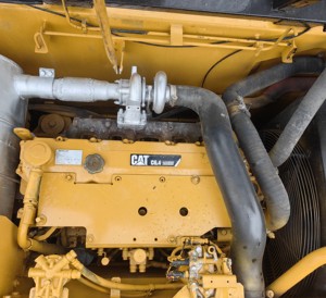 รถขุดตีนตะขาบ CAT 320D สภาพดี ใช้งานน้อย พร้อมบุ้งขุด  เครื่องจักรก่อสร้างมือสอง - Product Image 3