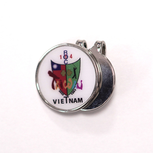 Huy hiệu cài áo tùy chỉnh cho tiệc sinh nhật, ngày lễ tình nhân, mạ niken đen, in UV, men mềm cứng, đúc - Product Image 3