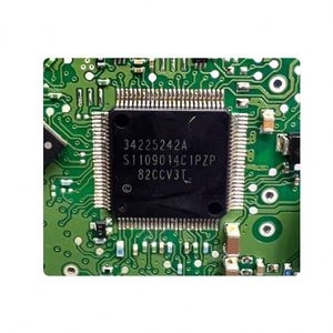 Automotive <b>Computer</b> Board 34225242A QFP IC Chip - Product Image 1