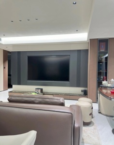 <span class=keywords><strong>Meuble</strong></span> <span class=keywords><strong>TV</strong></span> Minimaliste <span class=keywords><strong>Gris</strong></span> Foncé, Base en Bois avec Éclairage Doux, Rangement Intégré et Armoires en Verre - Product Image 4