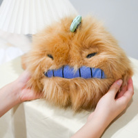 Peluche Monstre Personnalisée Marron Clair Moelleuse, Jouet en Peluche Mignon avec Bouche Bleue et Cornes Vertes, Coussin Doux pour Enfants