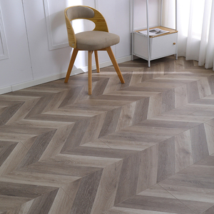 Plancher stratifié en bois de teck industriel en forme d'arête de poisson Ac3 Hdf de 12 mm Art français <span class=keywords><strong>Versailles</strong></span> - Product Image 2