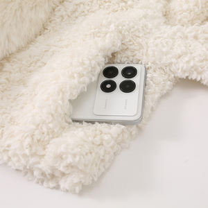 Chine <span class=keywords><strong>Veste</strong></span> en fausse <span class=keywords><strong>fourrure</strong></span> pour femmes <span class=keywords><strong>Veste</strong></span> écologique pour femmes avec capuche en fausse <span class=keywords><strong>fourrure</strong></span> Manteaux Blanc - Product Image 6