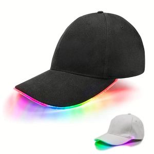 หมวกเบสบอล LED พร้อมไฟส่องสว่างที่ปีกหมวก ดีไซน์ปรับได้ เหมาะสำหรับงานเทศกาล ปาร์ตี้กลางคืน กีฬา และกิจกรรมกลางแจ้ง - Product Image 3
