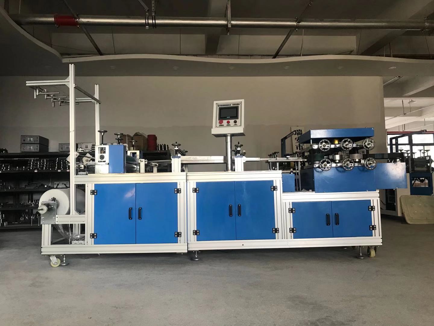 Автоматическая одноразовая машина для производства душевых колпачков из полиэтилена