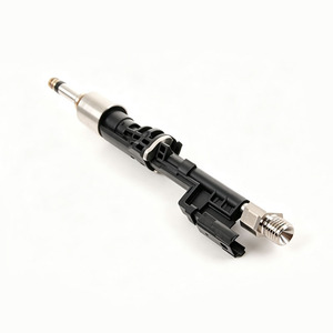 Inyector de Combustible de Alta Presión 13537568607, Pieza de Inyección de Motor para E82 E88 E90 E92 F07 F10 F11 F12 X5 E70 X6 E7 - Product Image 1