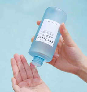 โทนเนอร์ SKIN1004 มาดากัสการ์ เซนเทลล่า ไฮยาลู-ซิก้า ไบรท์เทนนิ่ง 210 มล. - Product Image 3