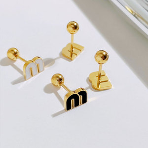 Boucles d'oreilles clous personnalisées étanches en acier inoxydable 316L plaqué or 14k 18k, style créateur, pour femmes - Product Image 6