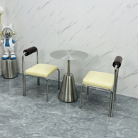 Table de bar pliable en acier inoxydable durable au design industriel moderne pour la salle à manger, la maison, l'hôtel ou le restaurant