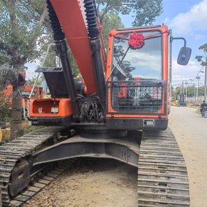 รถขุดไฮดรอลิก Doosan DX225LC มือสอง ขนาด 22 ตัน สำหรับงานก่อสร้าง ขาย - Product Image 3
