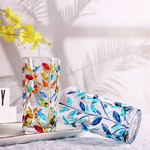 Set di bicchieri <span class=keywords><strong>in</strong></span> <span class=keywords><strong>vetro</strong></span> colorato <span class=keywords><strong>con</strong></span> segni di cristallo dipinti artificialmente collezione unica di <span class=keywords><strong>tazze</strong></span> da caffè e piattini - Product Image 4