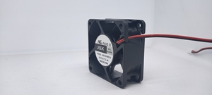 Ventilateur de refroidissement <span class=keywords><strong>portable</strong></span> mini USB 12V DC 0.4A 6800 tr/min JEEK 6025 60x60x25mm pour <span class=keywords><strong>support</strong></span> d'ordinateur <span class=keywords><strong>portable</strong></span> et ventilation de petits appareils électroniques - Product Image 2