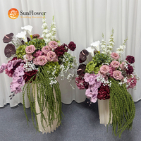 Bunga Buatan Warna Abu-abu Ungu dan Merah Tua, Bunga Hydrangea dan Anthurium Buatan, Dekorasi Latar Belakang Pernikahan