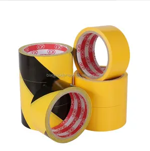 En iyi fiyat pvc uyarı bandı özel baskılı Anti-Scuff siyah sarı güvenlik uyarı zemin İşaretleme vinil bant PVC bant