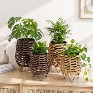 Support de pot de fleurs en rotin Nordic Blooms, tressé, pour intérieur, avec base en fer, pour la décoration de la maison - Product Image 2