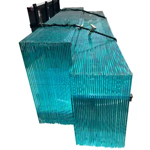 מכירה חמה סיטונאי זכוכית ברזל נמוכה במיוחד צף שקוף במיוחד לוח זכוכית קצה כחול 4-19 מ""מ גודל מותאם אישית