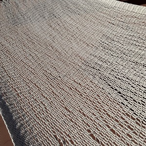 <span class=keywords><strong>Hamac</strong></span> en maille de coton tissé <span class=keywords><strong>Double</strong></span> haute densité de haute qualité <span class=keywords><strong>hamac</strong></span> de camping en plein air en corde de coton balançoire <span class=keywords><strong>hamac</strong></span> anti-renversement - Product Image 3