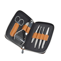 Ensemble de manucure personnalisé en acier inoxydable de 7 pièces, ciseaux à ongles, coupe-ongles, kit avec fermeture éclair, housse en cuir pour usage domestique