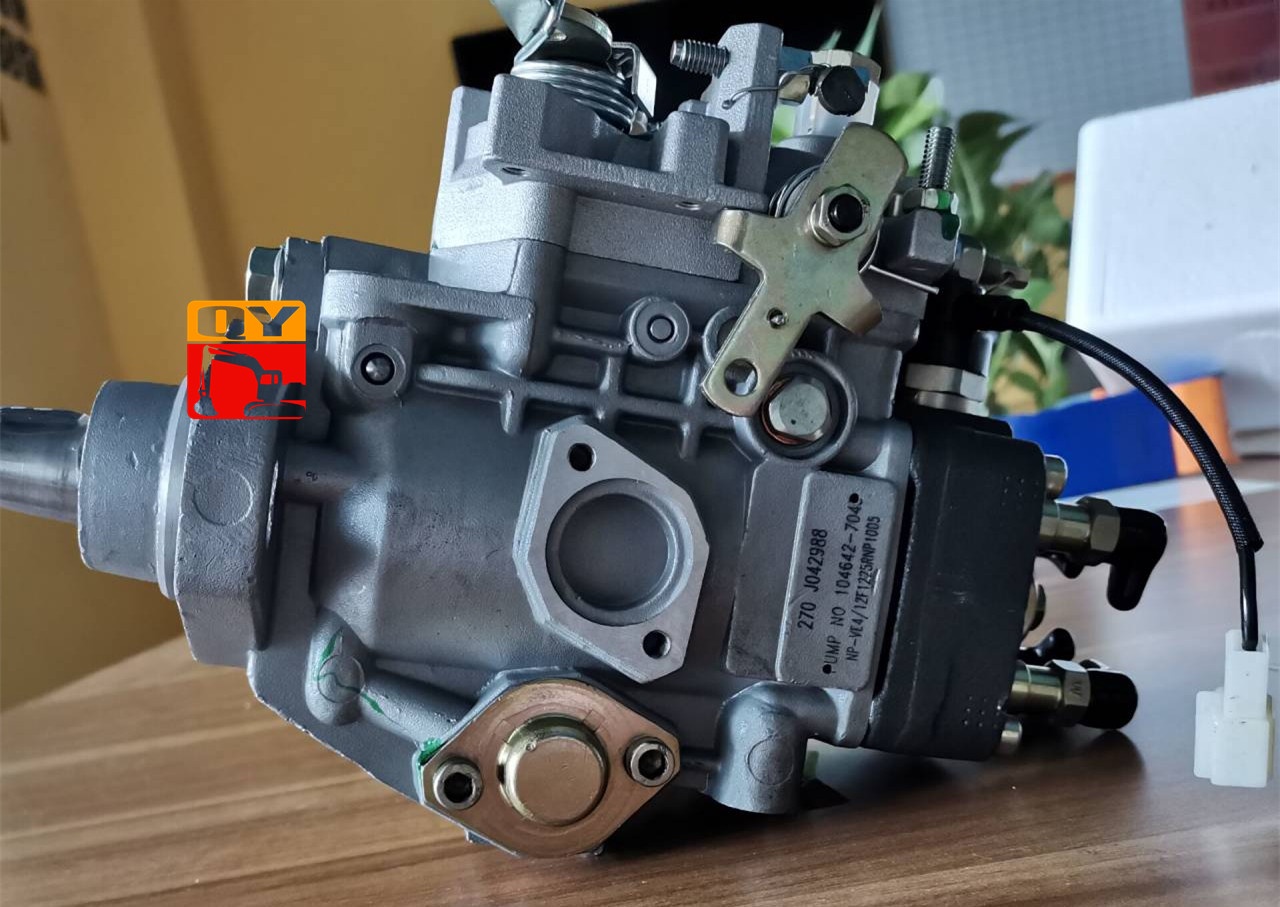 エンジン4D95S104742-7043燃料噴射ポンプAss'y 104642-7043 NP